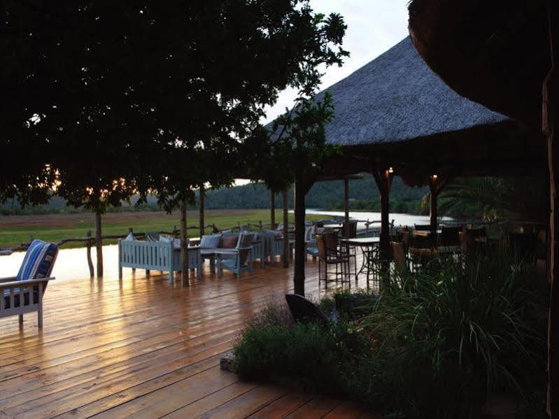 Kariega Game Reserve River Lodge Kenton-on-Sea Eksteriør billede