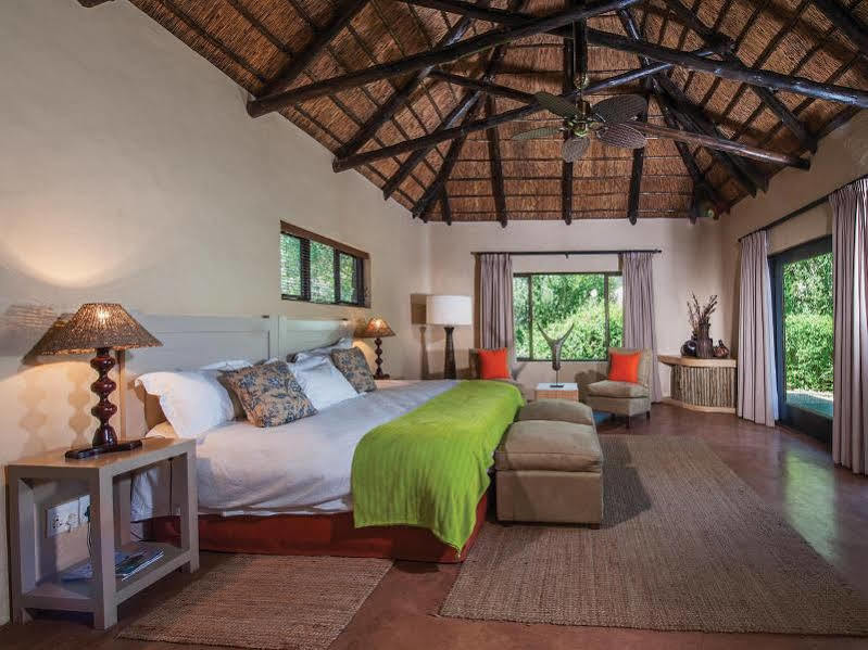 Kariega Game Reserve River Lodge Kenton-on-Sea Eksteriør billede